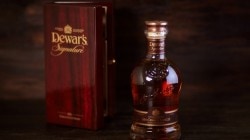 Dewars Signature 21 YO Whisky 075 Dewars Signature 21 YO Whisky 075